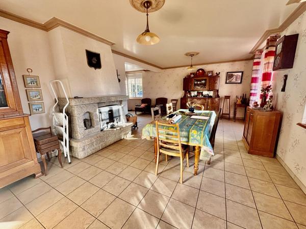 Maison à ISIGNY-LE-BUAT, 50540 - 6 pièces 128m²