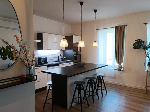 Appartement T2 rénové avec garage