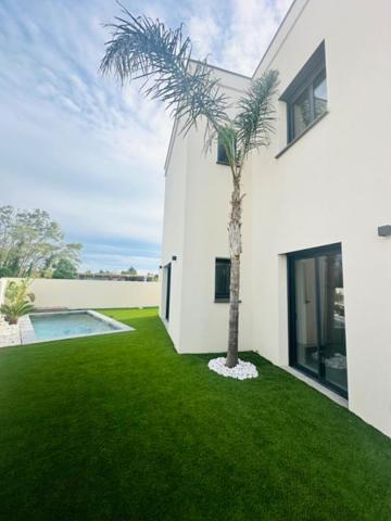 Élégante maison familiale, au calme, proche mer et commodités