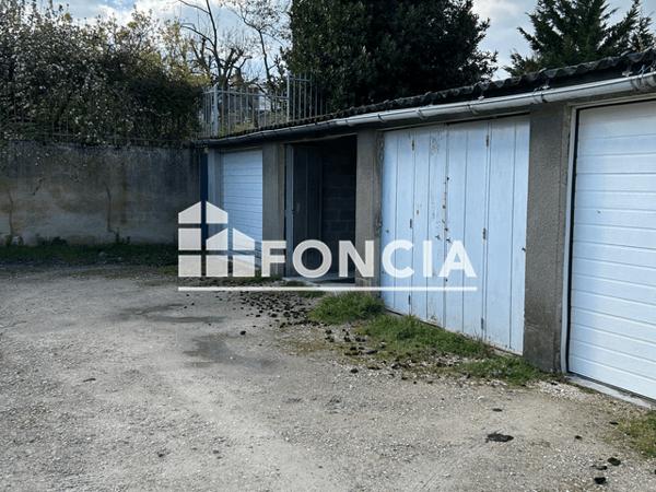 Location Parking 16 m² - 3 TER RUE DU CHAMP ROND Orleans 45000