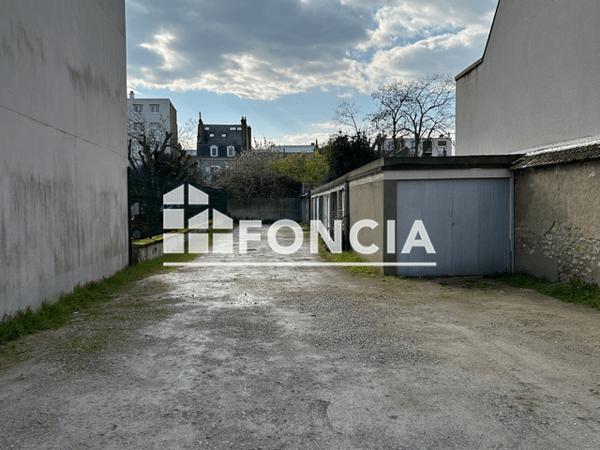 Location Parking 16 m² - 3 TER RUE DU CHAMP ROND Orleans 45000