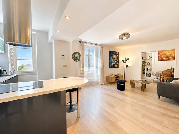 Orleans hyper centre quartier Bannier -  Maison 5 pièces de 100 m2 + Garage