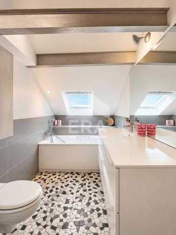 Orleans hyper centre quartier Bannier -  Maison 5 pièces de 100 m2 + Garage