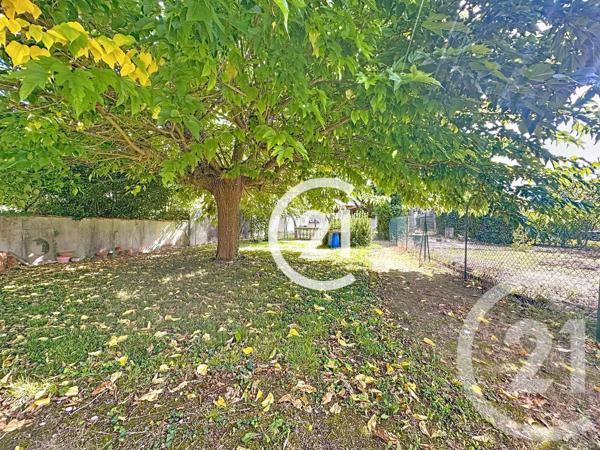 Maison à vendre  5 pièces - 145,50 m 2   ST LAURENT DE COGNAC  - 16