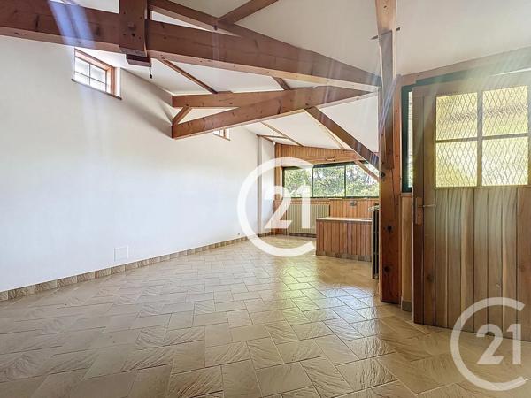 Maison à vendre  5 pièces - 145,50 m 2   ST LAURENT DE COGNAC  - 16