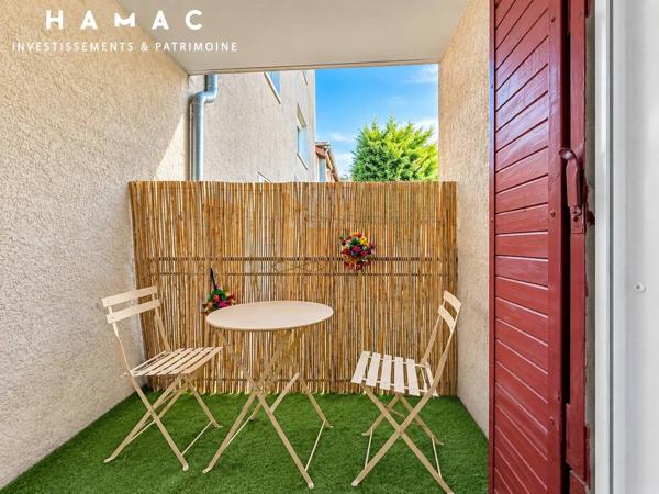Appartement refait à neuf 3 pièces à La Tour-de-Salvagny DPE C - climatisation - balcon - cellier parking