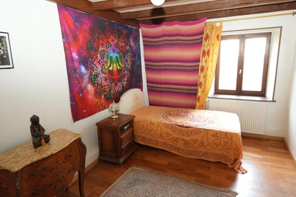 Maison, 140 m2, 6 pièces, 3 chambres,325 M2 de terrain