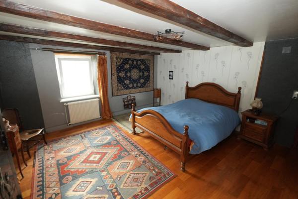 Maison, 140 m2, 6 pièces, 3 chambres,325 M2 de terrain