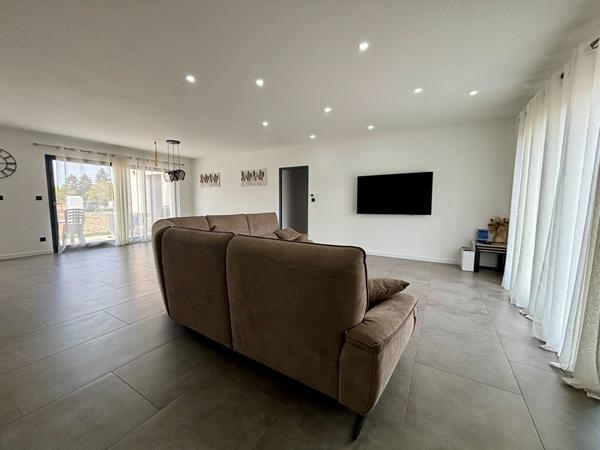 Maison récente de plain pied