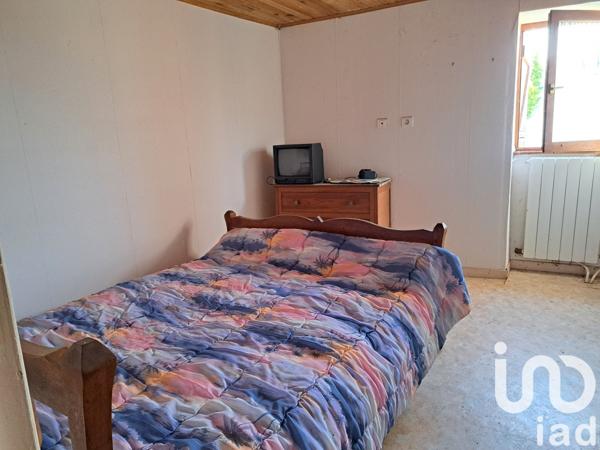 Ferme 6 pièces de 133 m² à Varetz (19240)