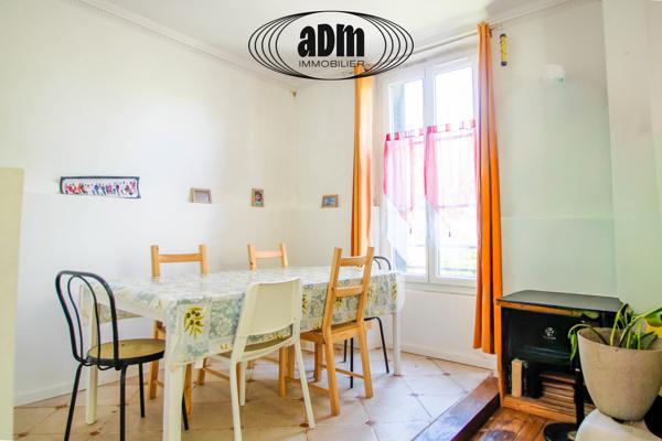 Maison
                                                                                                                                                                                                                                                                                                                        4 pièce(s)                                                                                                                                                                                                          3 chambre(s)                                                                                                                                                                                                          98.77  m²