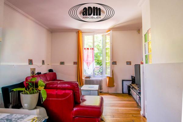 Maison
                                                                                                                                                                                                                                                                                                                        4 pièce(s)                                                                                                                                                                                                          3 chambre(s)                                                                                                                                                                                                          98.77  m²