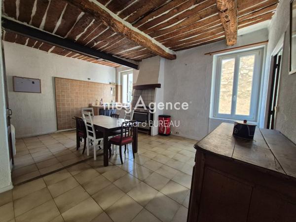 Appartement à LE LUC, 83340 - 6 pièces 115m²