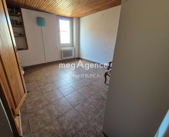 Appartement à LE LUC, 83340 - 6 pièces 115m²