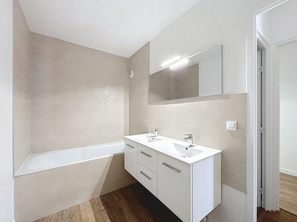 Appartement Lyon 5 pièces lumineux et au calme avec vue dégagée