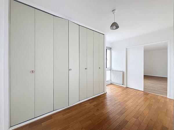 Appartement Lyon 5 pièces lumineux et au calme avec vue dégagée