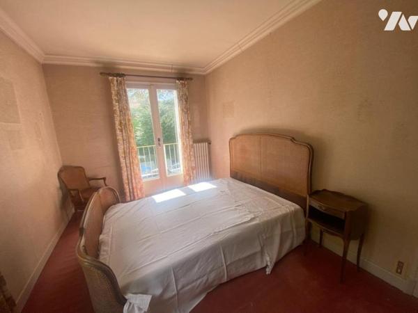 SAINT JUST SAINT RAMBERT  ✨ Maison d’architecte des années 60 – Grand terrain arboré – Fort potent…