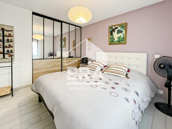 Maison familiale lumineuse, 4 chambres, 785m2 de terrain