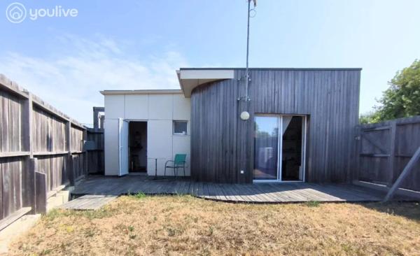 RARE LOCAL PROFESSIONNEL CLÉ EN MAIN – 4 BUREAUX – PMR – PARKING – AUCUN TRAVAUX