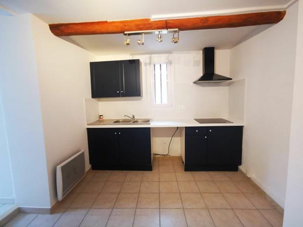 Maison à louer    3 pièces •  Rochefort-du-Gard