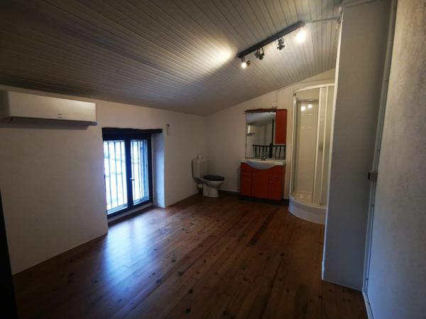 Maison à louer    3 pièces •  Rochefort-du-Gard