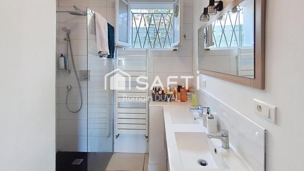 Rez-de-villa avec jardin privatif et studio indépendant