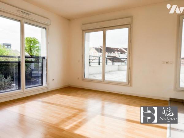 Appartement T2 avec grande Terrasse é parking double