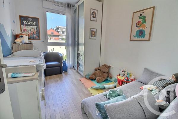 Appartement à vendre  4 pièces - 78,04 m 2   JOINVILLE LE PONT  - 94