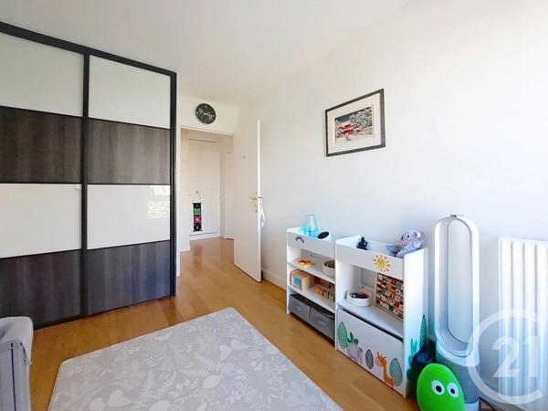 Appartement F4 à vendre  4 pièces - 76,80 m 2   CRETEIL  - 94
