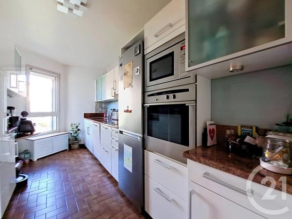 Appartement F4 à vendre  4 pièces - 76,80 m 2   CRETEIL  - 94
