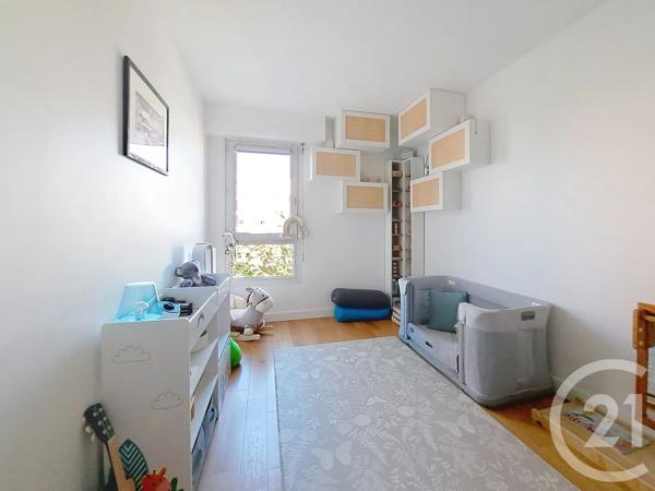 Appartement F4 à vendre  4 pièces - 76,80 m 2   CRETEIL  - 94