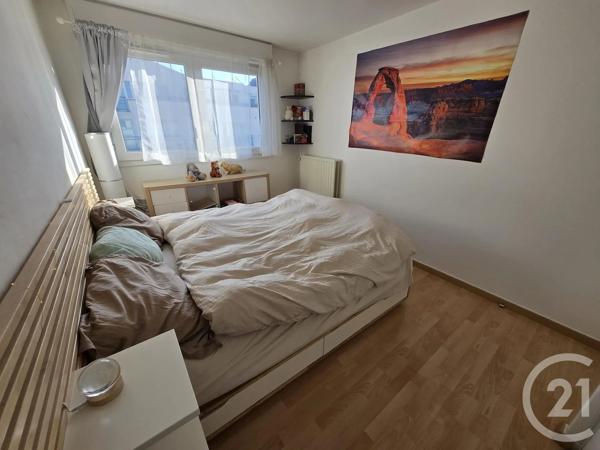 Appartement F3 à vendre  3 pièces - 63,82 m 2   MAISONS ALFORT  - 94