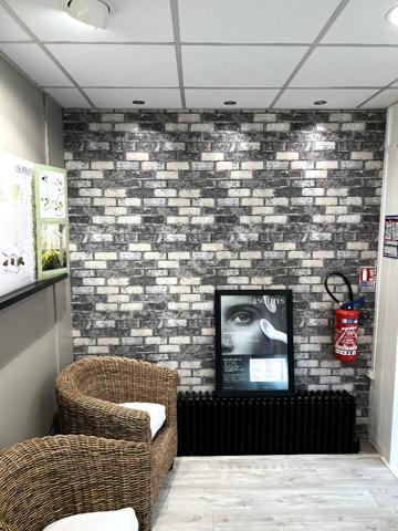 A vendre, VERDUN,fonds de commerce Esthetique, soins de beaute, maquillage, epilation onglerie, uv