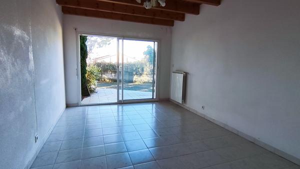 Maison avec jardin paysagé, terrasses et piscine –  Alès (30100)