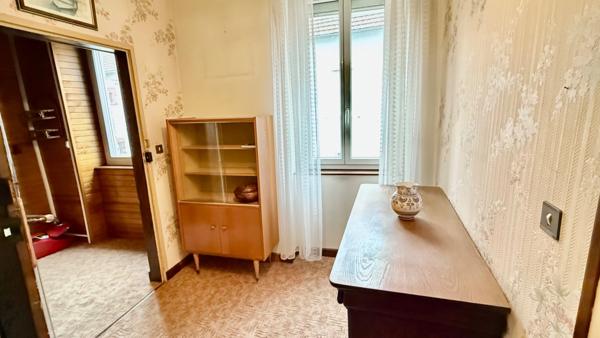 Tarbes périphérie, village dynamique Maison de village à rénover idéale grande famille ou investisseurs.