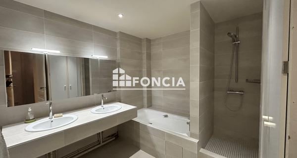 À vendre Appartement 4 pièces 127 m² - Bordeaux 33000