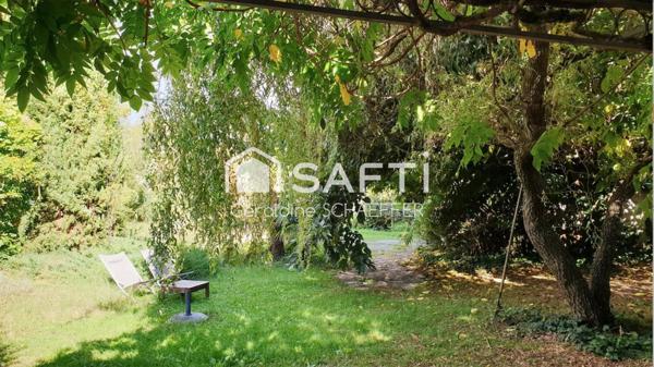 Mas en pierre de 240 m2 , jardin de 2430m2, Véranda, Garages