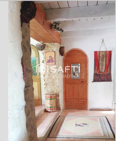 Mas en pierre de 240 m2 , jardin de 2430m2, Véranda, Garages