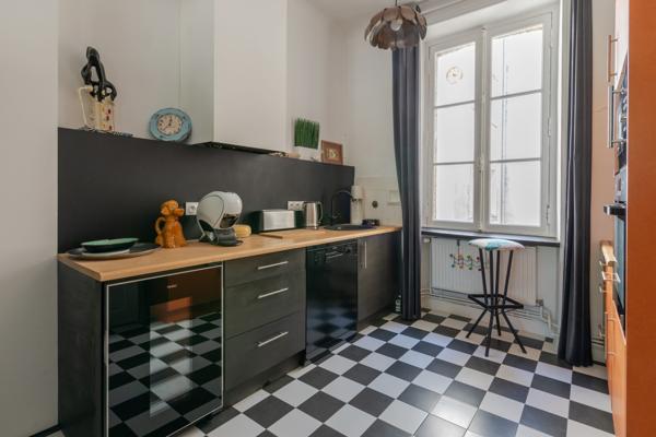 Appartement ancien T2 - 67 m2