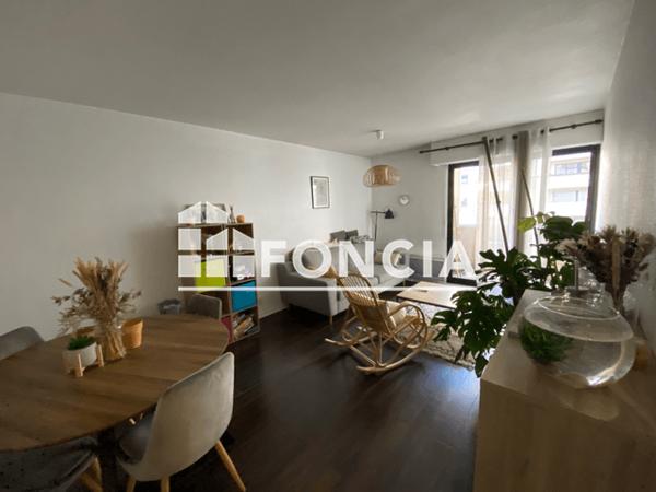 Location Appartement 3 pièces 63.61 m² - 2 TER DE BETHMANN Bordeaux 33000