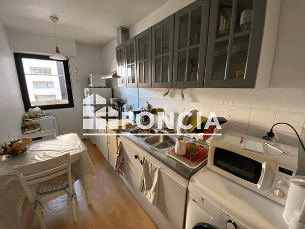 Location Appartement 3 pièces 63.61 m² - 2 TER DE BETHMANN Bordeaux 33000