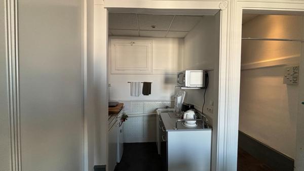 Appartement Aix Les Bains 1 pièce 36 m2 au sein d'un ancien palace majestueux en centre-ville