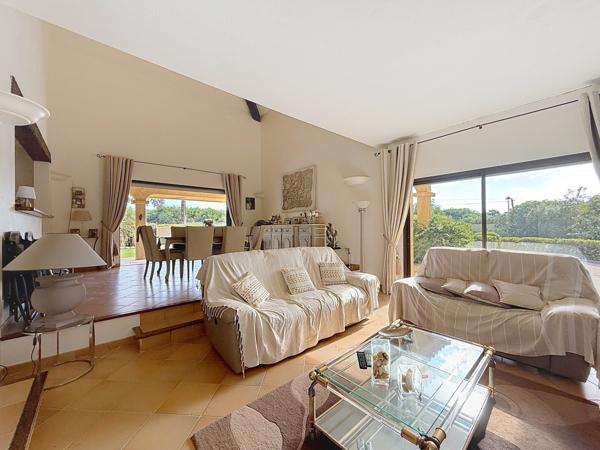 Maison à vendre  6 pièces - 233,79 m2 LECCI - 201