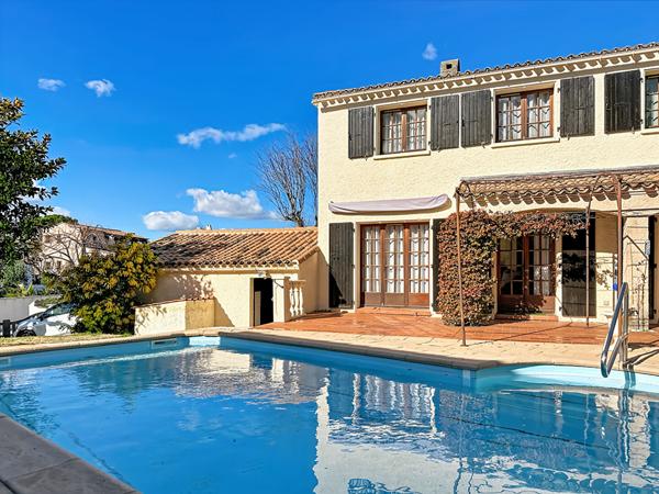 Maison à vendre à Allauch - piscine garage