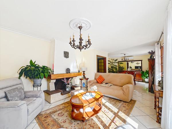 Maison à vendre à Allauch - piscine garage