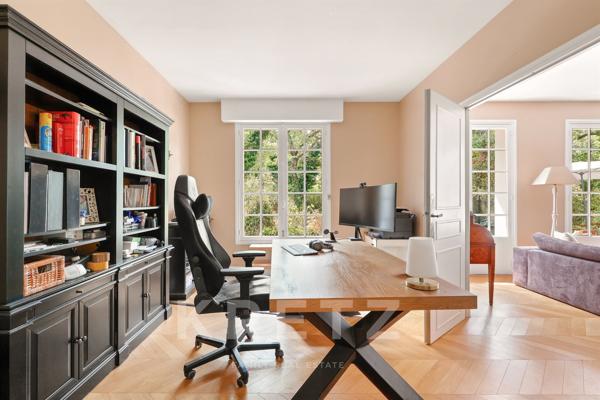 À vendre - maison - le Vésinet - lac des Ibis - 250m2 - 8 pièces - 5 chambres