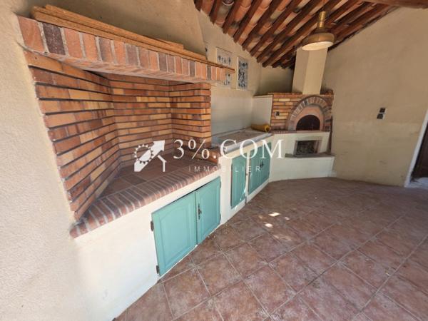 Villa 6 pièce(s) 4 chambre(s) 225 m²