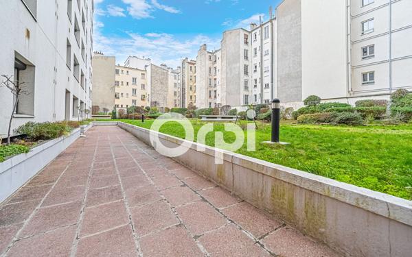 Appartement à vendre    3 pièces • 75,34 m2 Paris 11