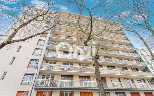 Appartement à vendre    3 pièces • 75,34 m2 Paris 11