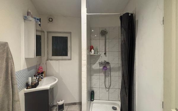 Appartement à vendre    2 pièces • 54,30 m2 Mazan